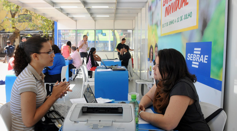 Empreender Mais Simples: R$ 8,2 bilhões em créditos e ambiente de negócios mais moderno para o Brasil
