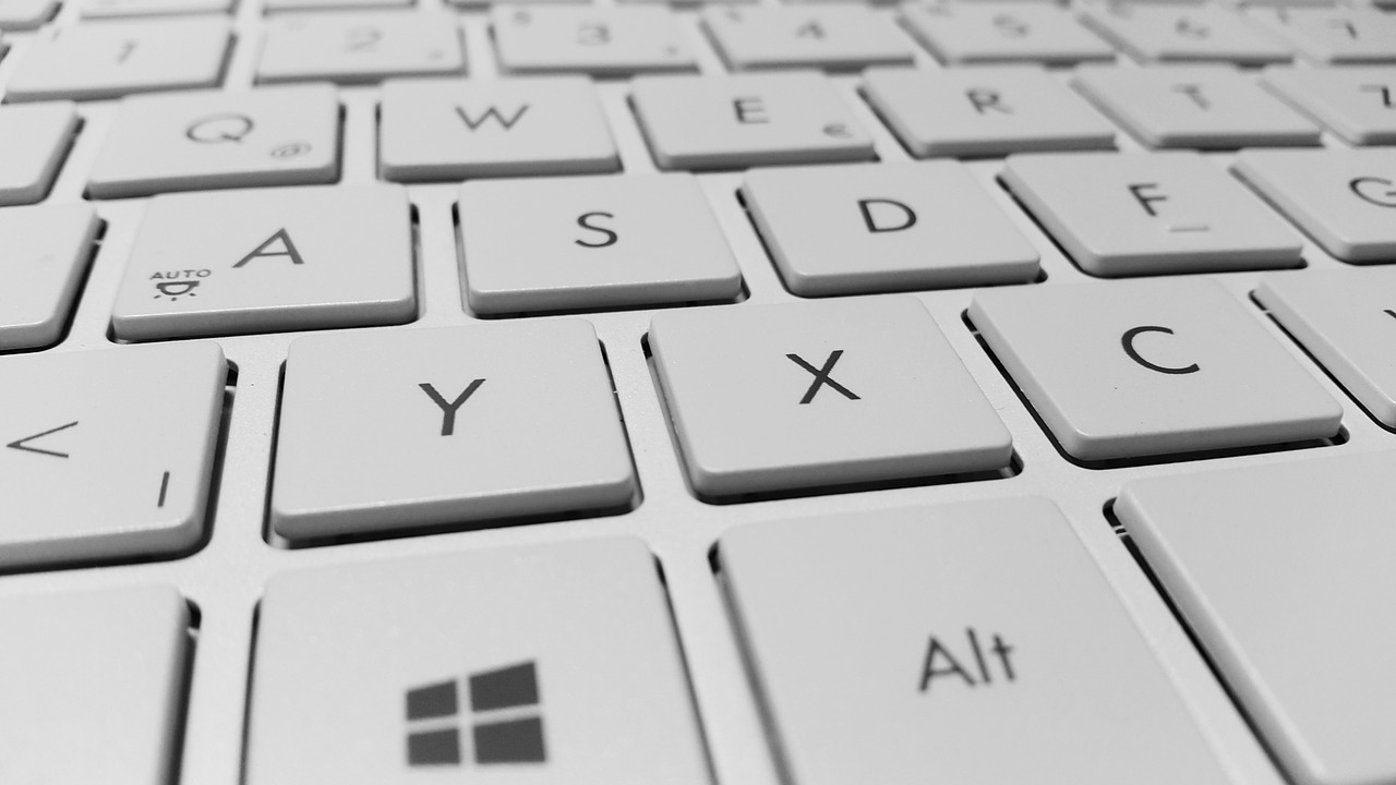 E-docs: sistema eletrônico de tramitação de documentos E-docs: sistema eletrônico de tramitação de documentos